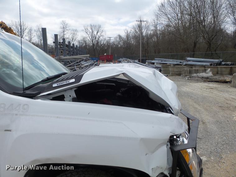 image for item DC7347 2010 Chevrolet Silverado 2500HD Ext. Cab pickup truck