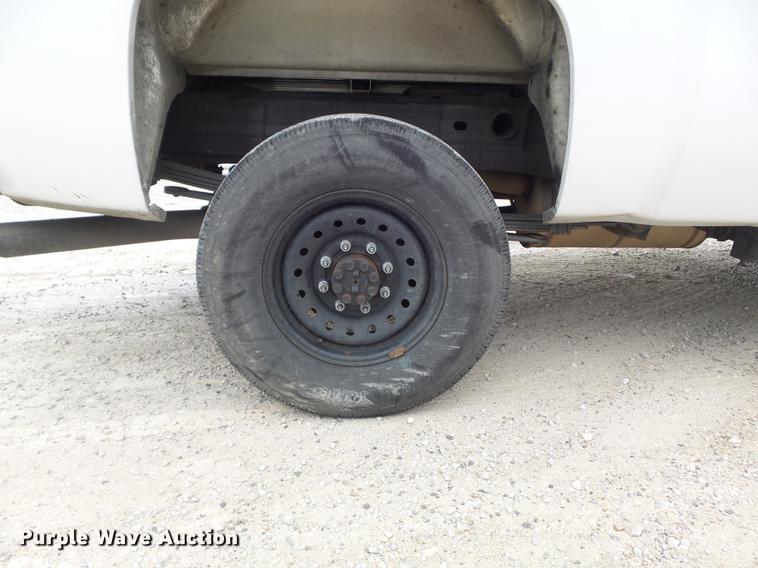 image for item DC7347 2010 Chevrolet Silverado 2500HD Ext. Cab pickup truck