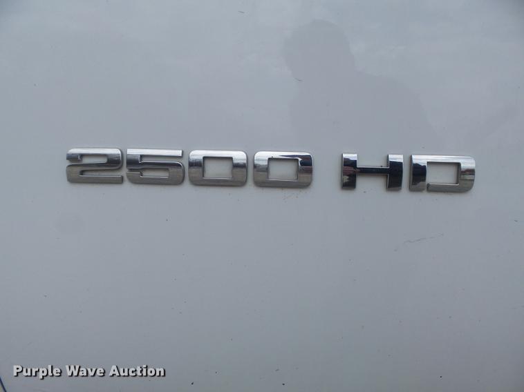 image for item DC7347 2010 Chevrolet Silverado 2500HD Ext. Cab pickup truck