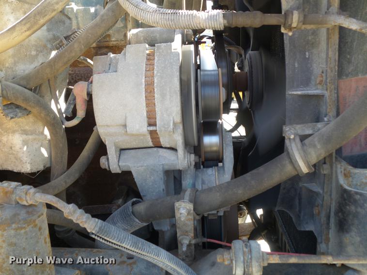 image for item DC7349 2002 International 4900 dump truck