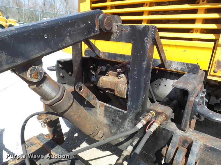 image for item DC7350 2001 International 4900 dump truck