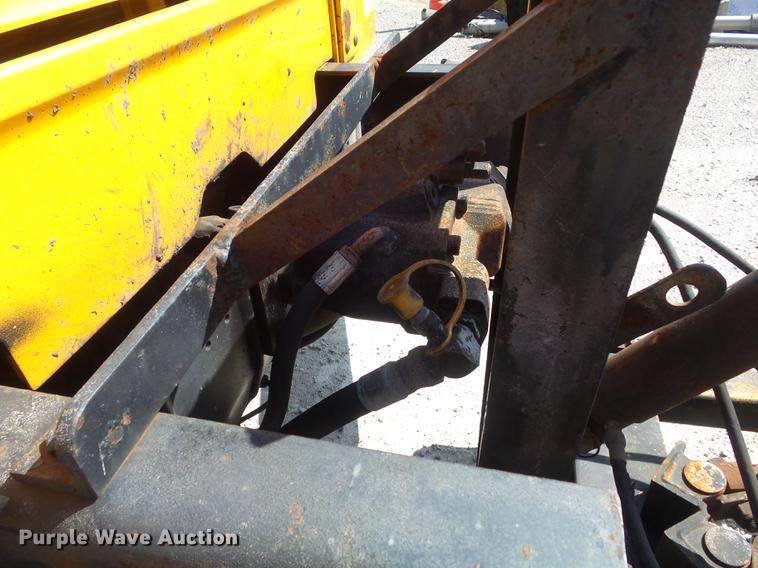 image for item DC7350 2001 International 4900 dump truck