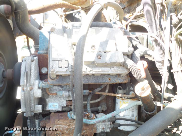 image for item DC7350 2001 International 4900 dump truck