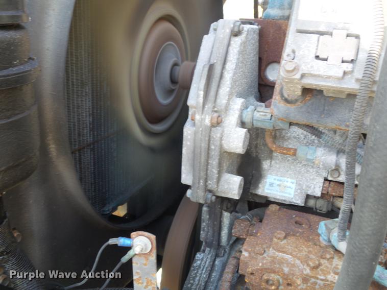 image for item DC7350 2001 International 4900 dump truck