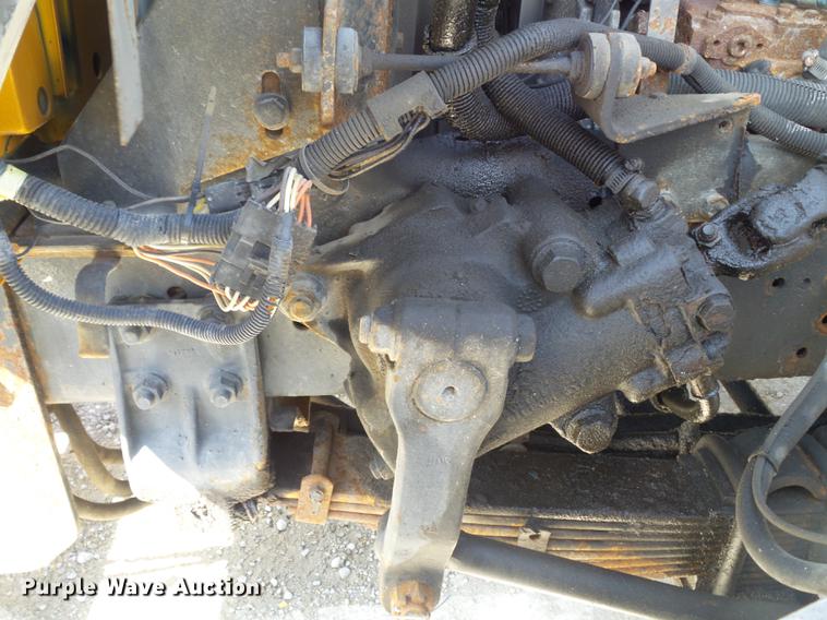 image for item DC7350 2001 International 4900 dump truck