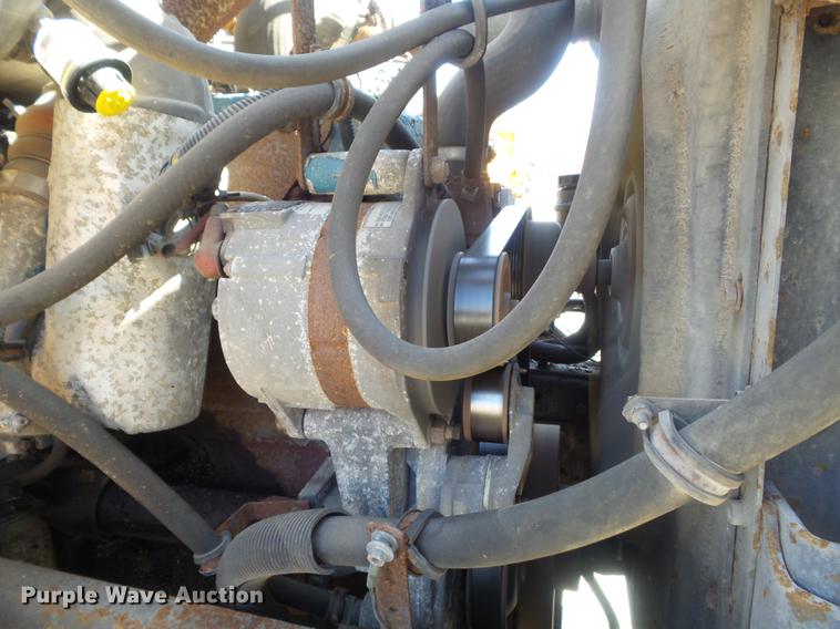 image for item DC7350 2001 International 4900 dump truck