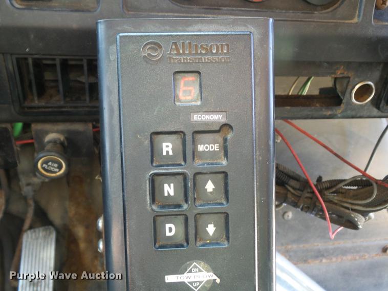 image for item DC7351 2002 International F2554 dump truck