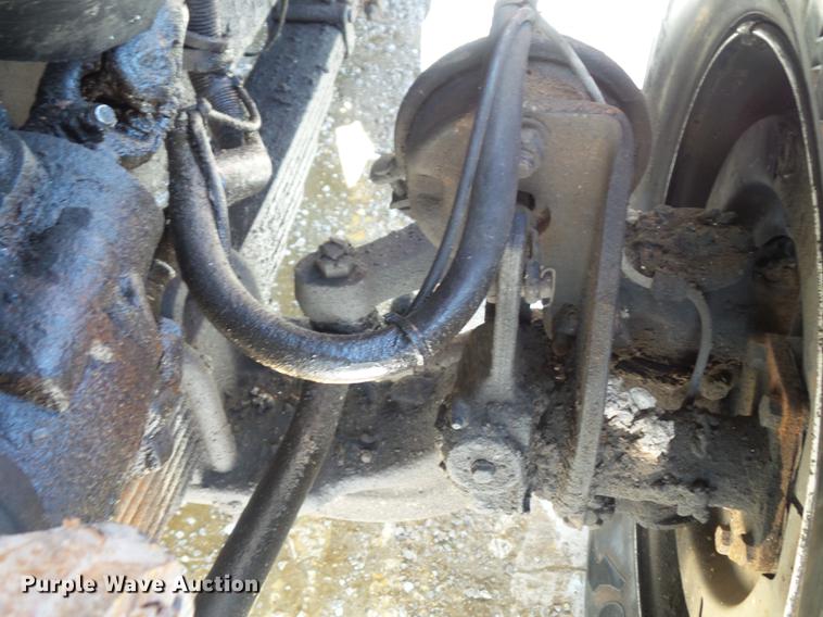 image for item DC7351 2002 International F2554 dump truck