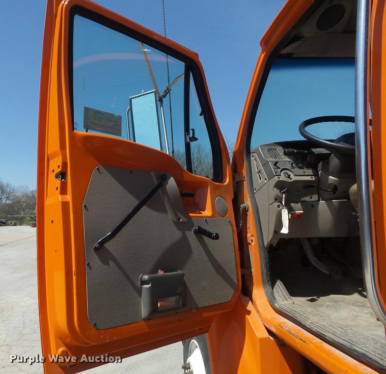 image for item DC7352 2006 Sterling Acterra dump truck