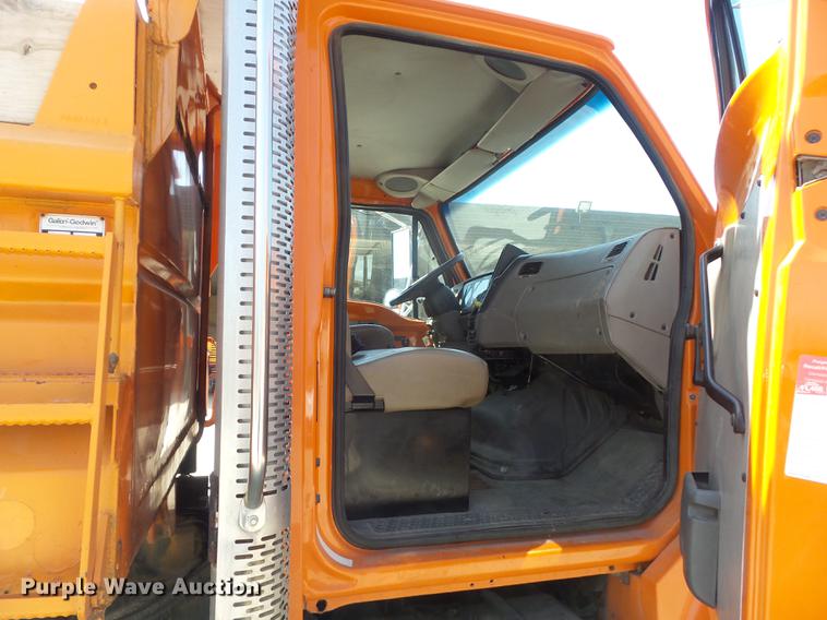 image for item DC7352 2006 Sterling Acterra dump truck