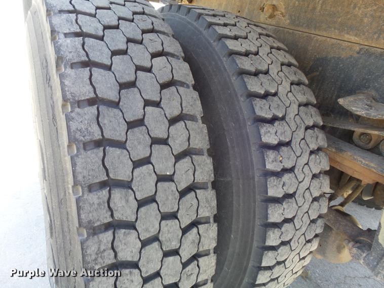 image for item DC7352 2006 Sterling Acterra dump truck