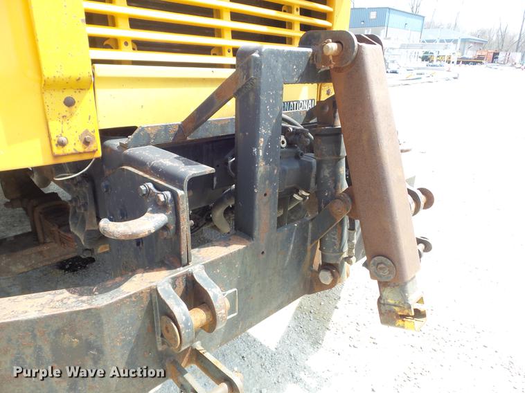 image for item DC7354 2000 International 4900 dump truck