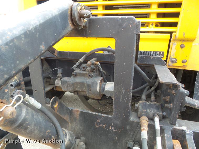 image for item DC7355 2000 International 4900 dump truck