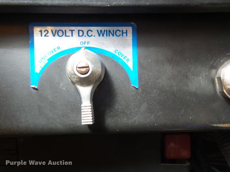 image for item DC7355 2000 International 4900 dump truck