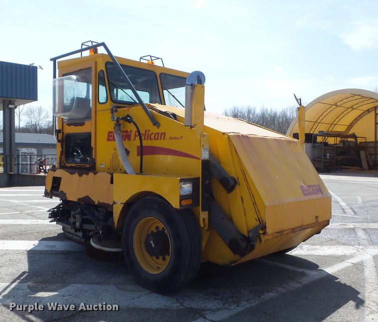 image for item DC7356 2005 Elgin Pelican P Series sweeper