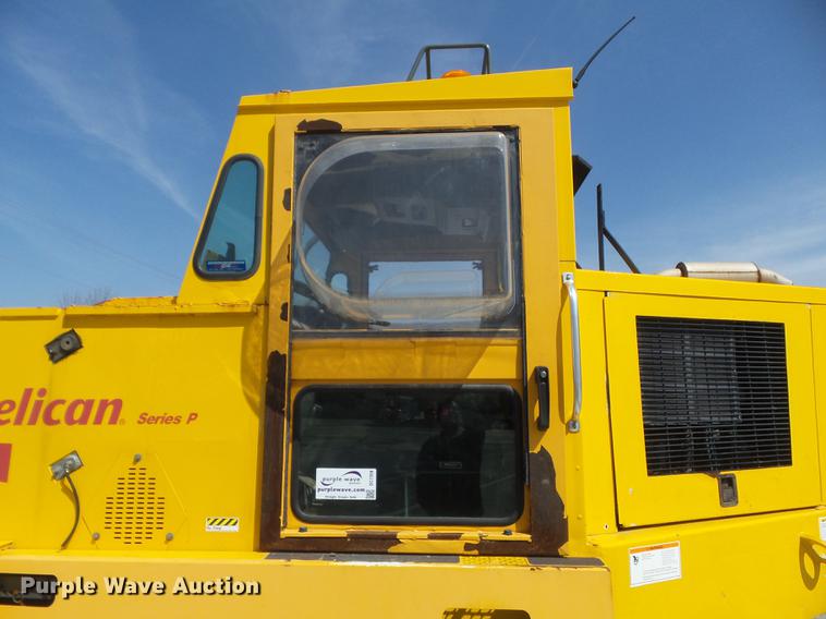 image for item DC7356 2005 Elgin Pelican P Series sweeper