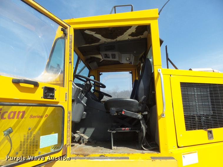 image for item DC7356 2005 Elgin Pelican P Series sweeper