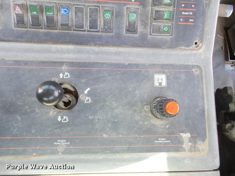 image for item DC7356 2005 Elgin Pelican P Series sweeper