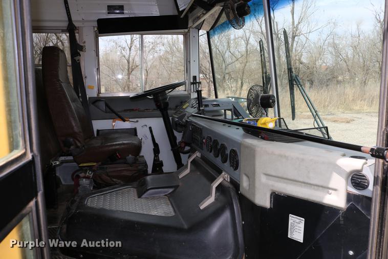 image for item DC7651 2002 Blue Bird school bus