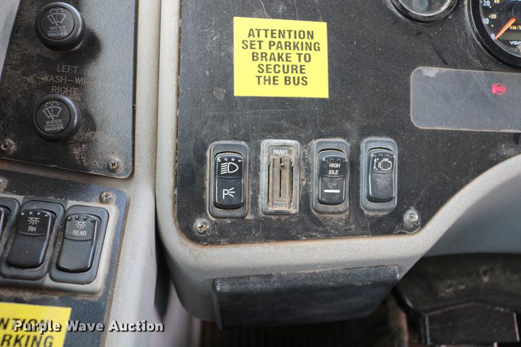 image for item DC7651 2002 Blue Bird school bus