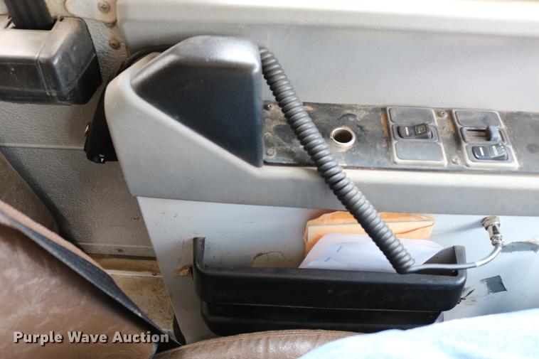 image for item DC7651 2002 Blue Bird school bus