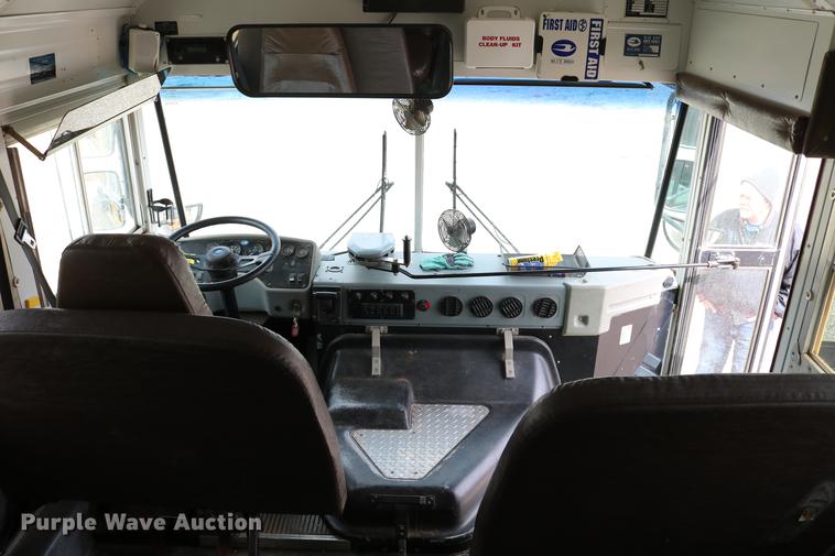 image for item DC7651 2002 Blue Bird school bus