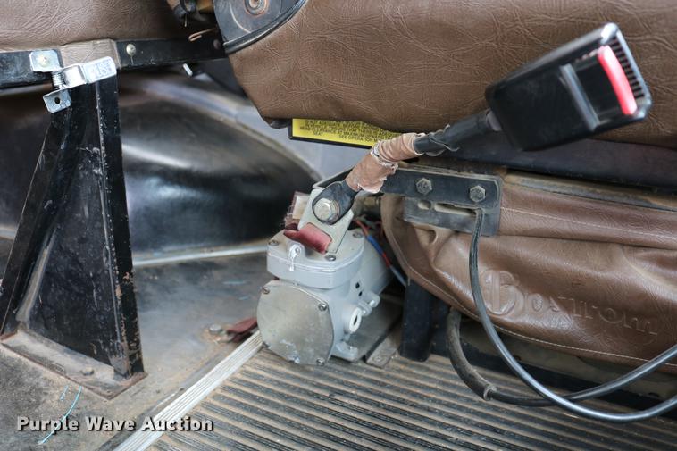 image for item DC7651 2002 Blue Bird school bus