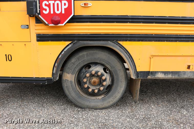 image for item DC7651 2002 Blue Bird school bus