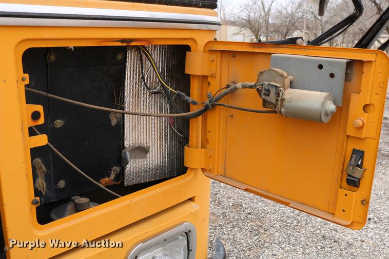 image for item DC7651 2002 Blue Bird school bus