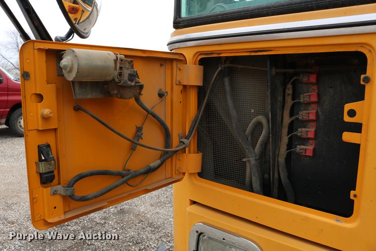 image for item DC7651 2002 Blue Bird school bus