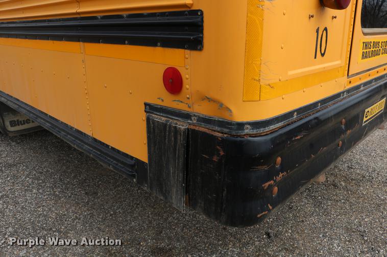 image for item DC7651 2002 Blue Bird school bus