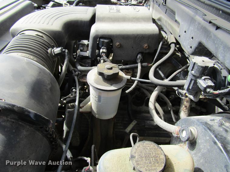 image for item DD7430 2004 Ford F150 XL SuperCab pickup truck