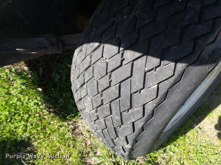 image for item DE3617 1986 Ez-go golf cart