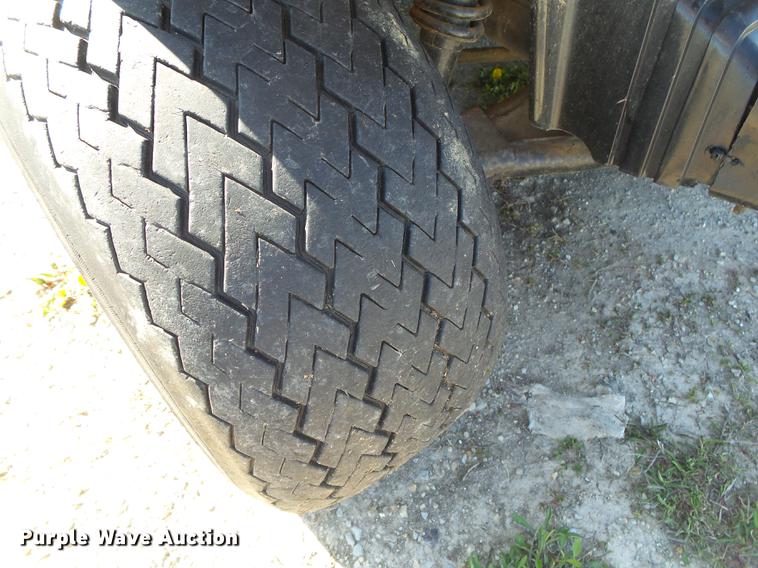 image for item DE3619 Yamaha 805 golf cart