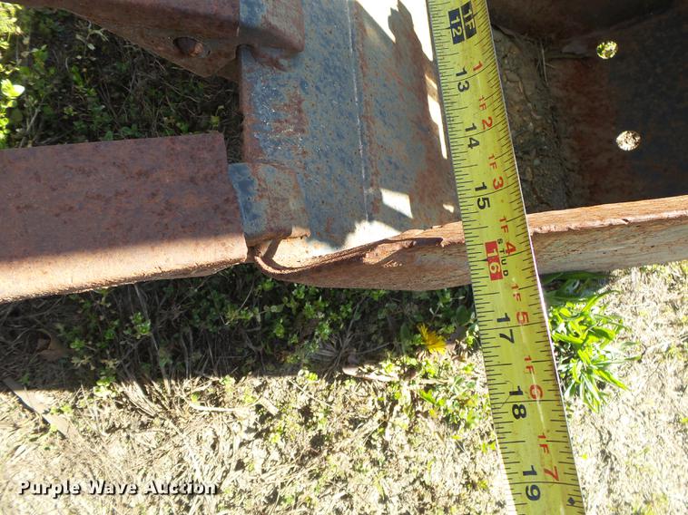 image for item DE3621 Bobcat 607 skid steer backhoe attachment