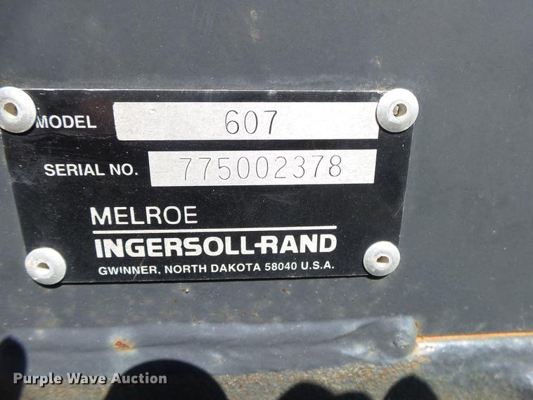 image for item DE3621 Bobcat 607 skid steer backhoe attachment