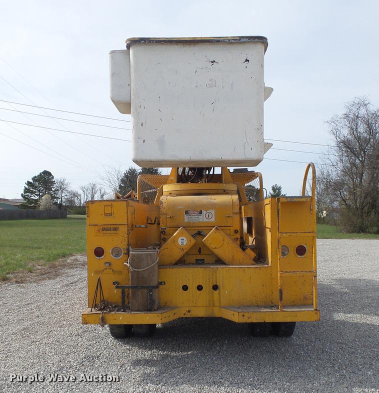 image for item DE3625 1981 Ford F600G bucket truck