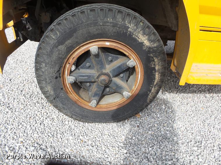 image for item DE3625 1981 Ford F600G bucket truck