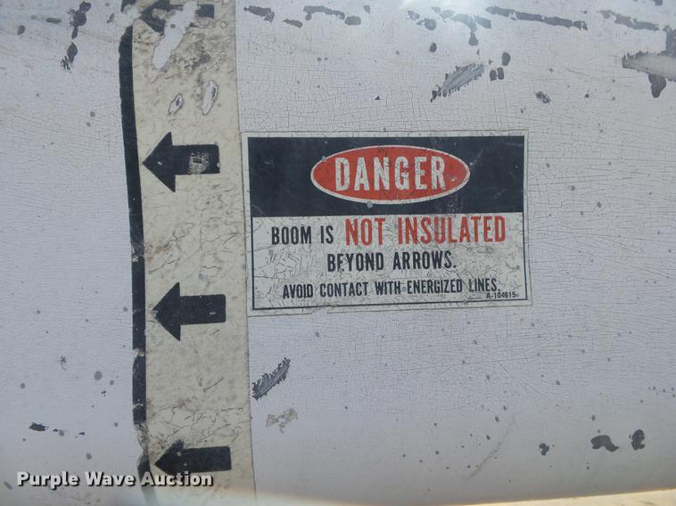 image for item DE3625 1981 Ford F600G bucket truck