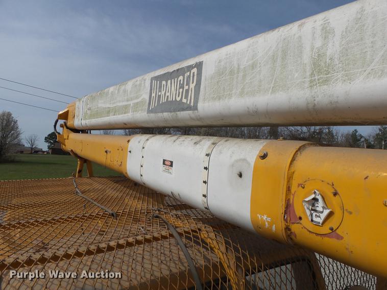 image for item DE3625 1981 Ford F600G bucket truck