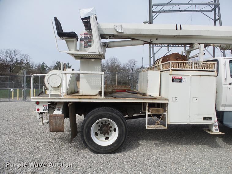 image for item DE3626 1997 Ford F700 digger derrick truck