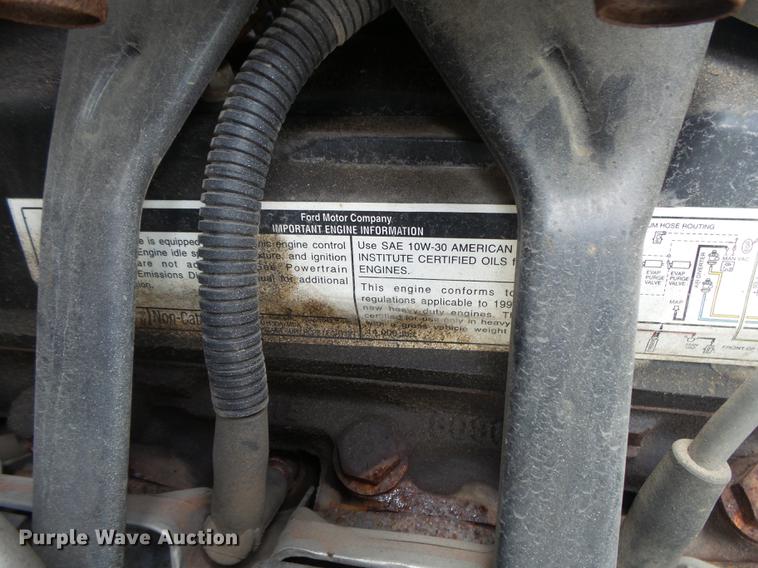 image for item DE3626 1997 Ford F700 digger derrick truck