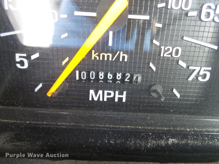 image for item DE3626 1997 Ford F700 digger derrick truck