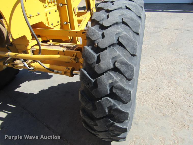 image for item DE6720 2007 Volvo G940 motor grader