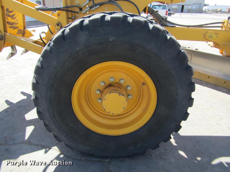 image for item DE6720 2007 Volvo G940 motor grader
