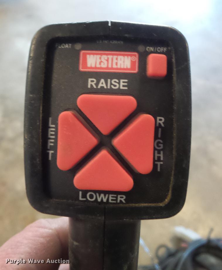 image for item DM9976 Western Pro plow