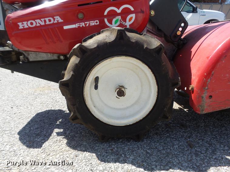 image for item DM9977 Honda FR750 tiller