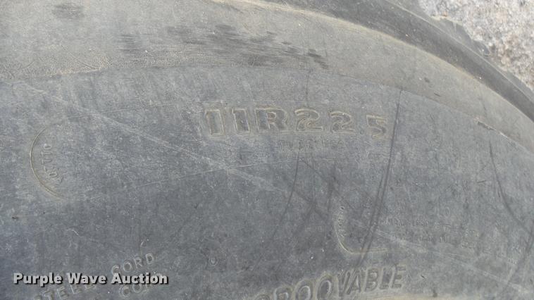 image for item DP9541 1992 Ford F700 dump truck