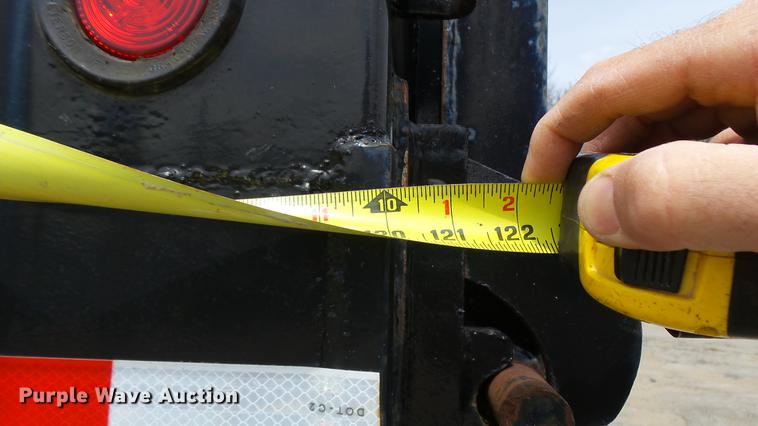 image for item DP9541 1992 Ford F700 dump truck