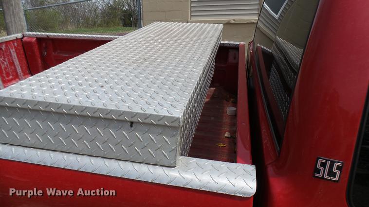 image for item DP9542 1998 GMC Sonoma SLS Ext. Cab pickup truck